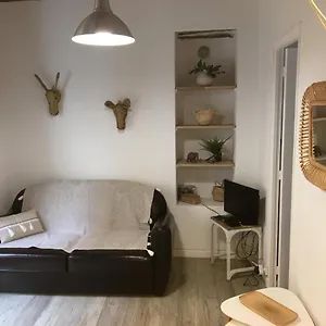 Appartement Et Ses Trésors, Cassis